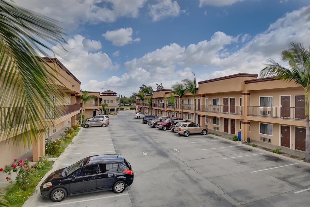 Vagabond Inn Hacienda Heights Exterior photo